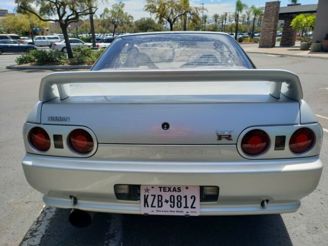 1992 Black Nissan GT-R Coupe
