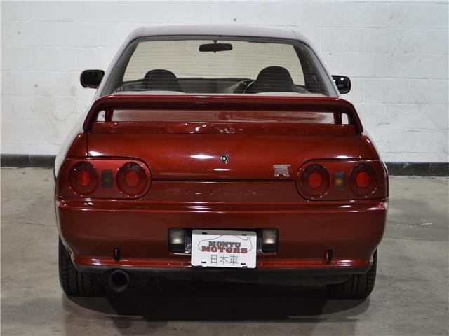 1992 Red Nissan GT-R coupe
