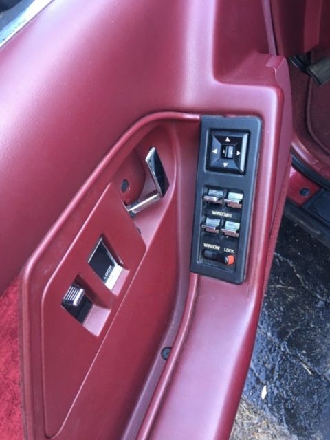 1992 Burgundy Oldsmobile Eighty-Eight