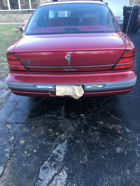 1992 Burgundy Oldsmobile Eighty-Eight