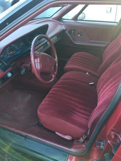 1992 Burgundy Oldsmobile Eighty-Eight