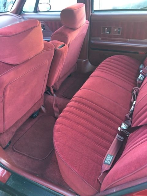 1992 Burgundy Oldsmobile Eighty-Eight