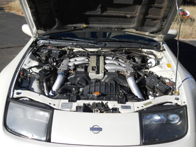 1992 White Nissan 300ZX Fastback