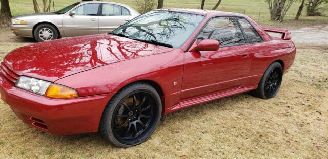 1992 Red Nissan Skyline Coupe