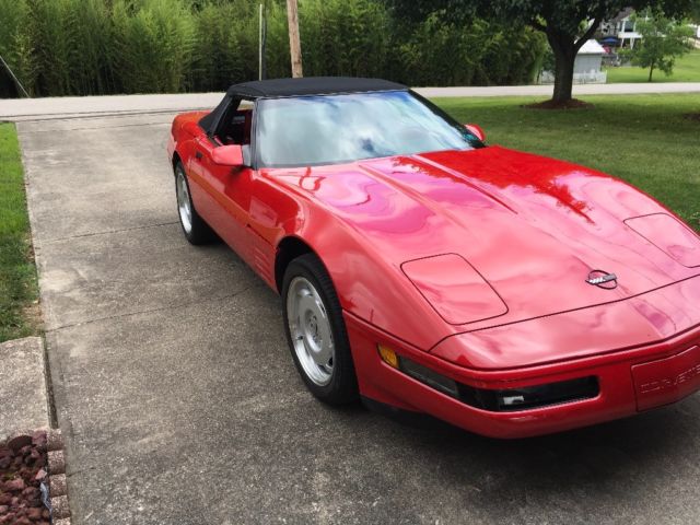 1992 Red Chevrolet Corvette Convertible