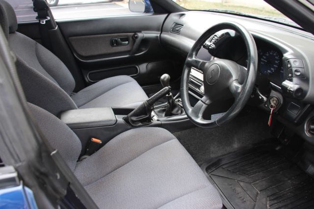 1992 Gray Nissan Skyline Sedan