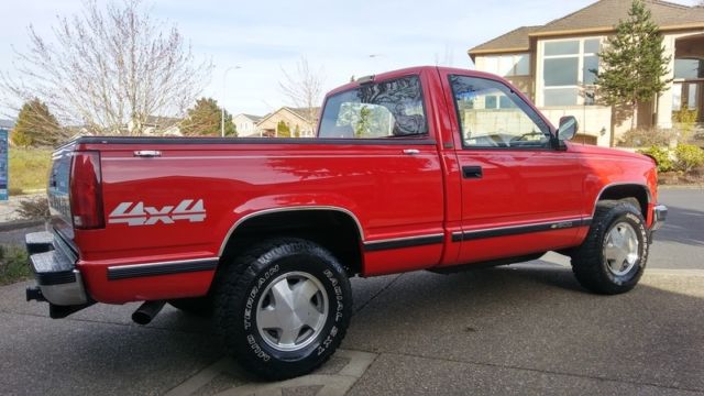 1992 Red Chevrolet C/K Pickup 1500 Standard Cab Pickup