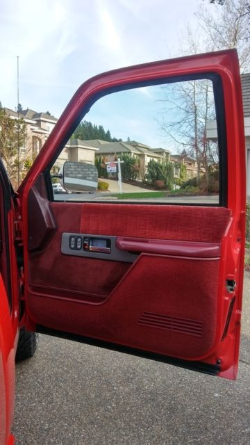 1992 Red Chevrolet C/K Pickup 1500 Standard Cab Pickup