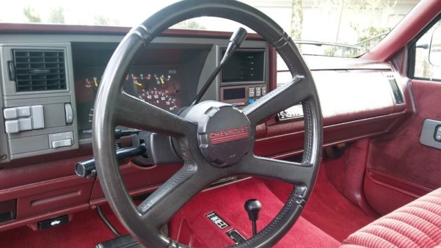 1992 Red Chevrolet C/K Pickup 1500 Standard Cab Pickup