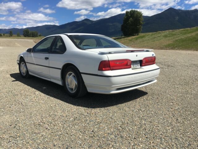 1992 White Ford Thunderbird Coupe