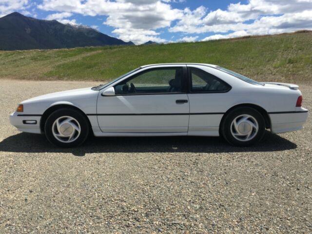 1992 White Ford Thunderbird Coupe