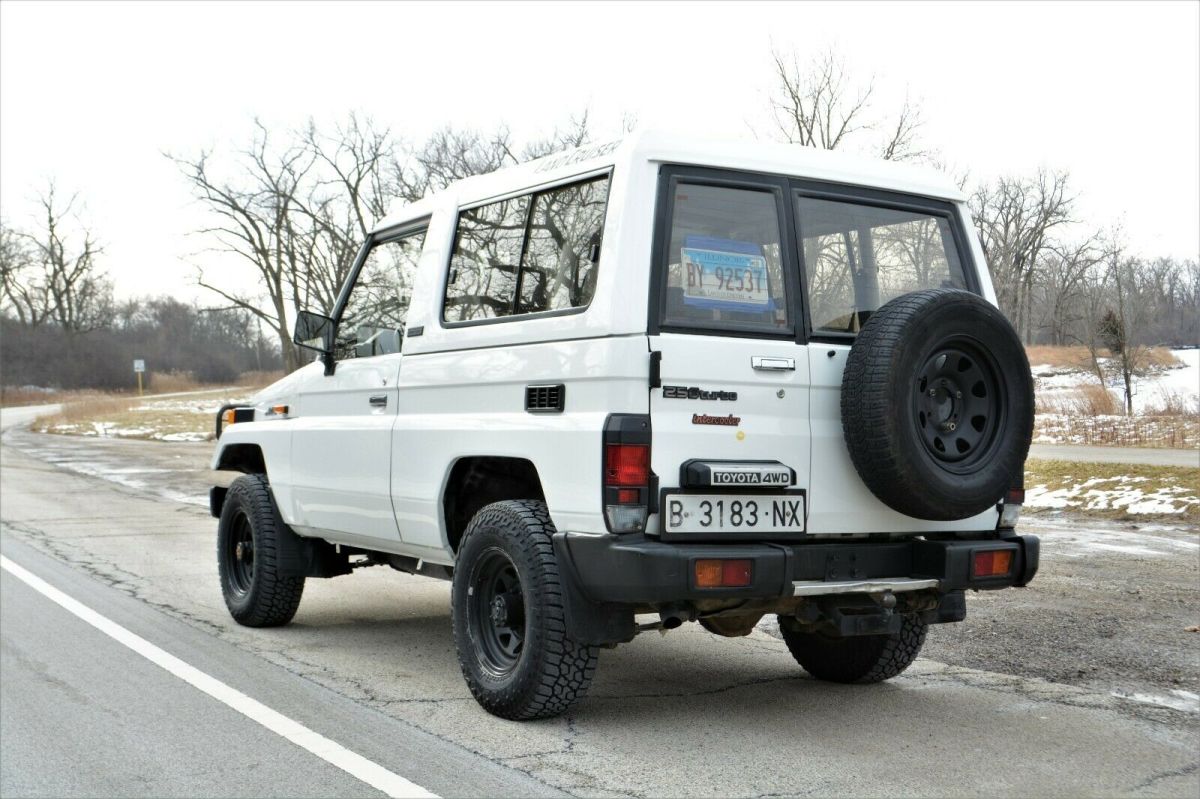 1992 White Toyota Land Cruiser SUV