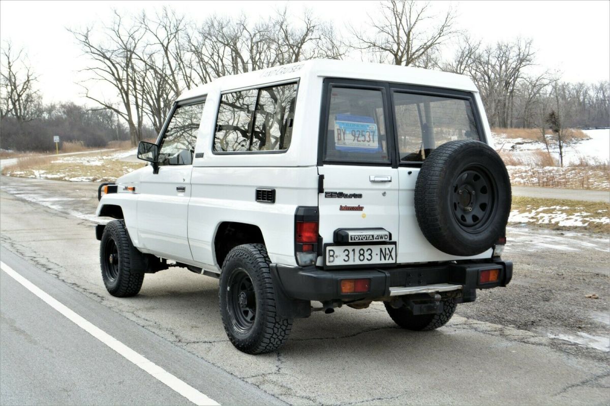 1992 White Toyota Land Cruiser SUV
