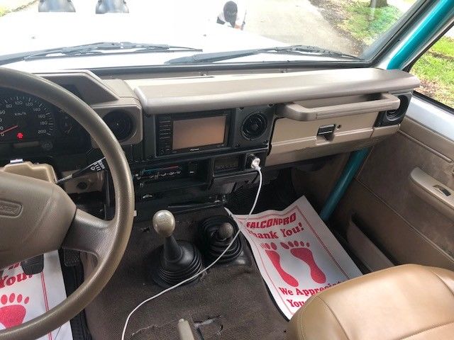 1992 White Toyota Land Cruiser Wagon