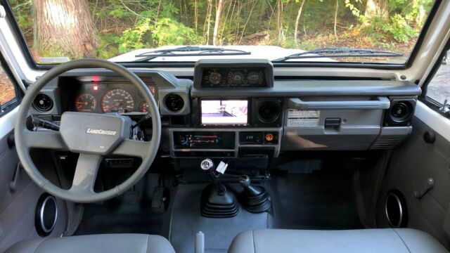 1992 White Toyota Land Cruiser SUV