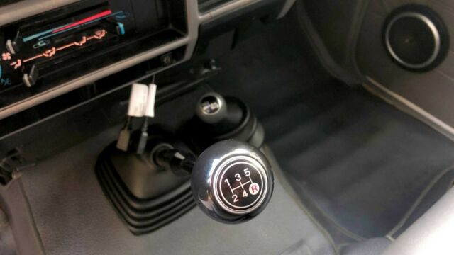 1992 White Toyota Land Cruiser SUV