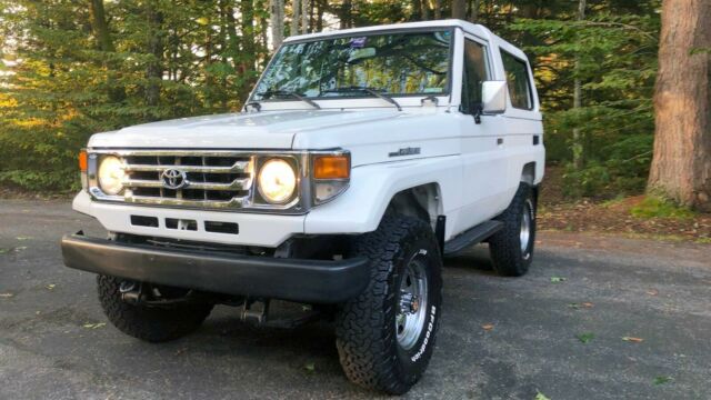 1992 White Toyota Land Cruiser SUV