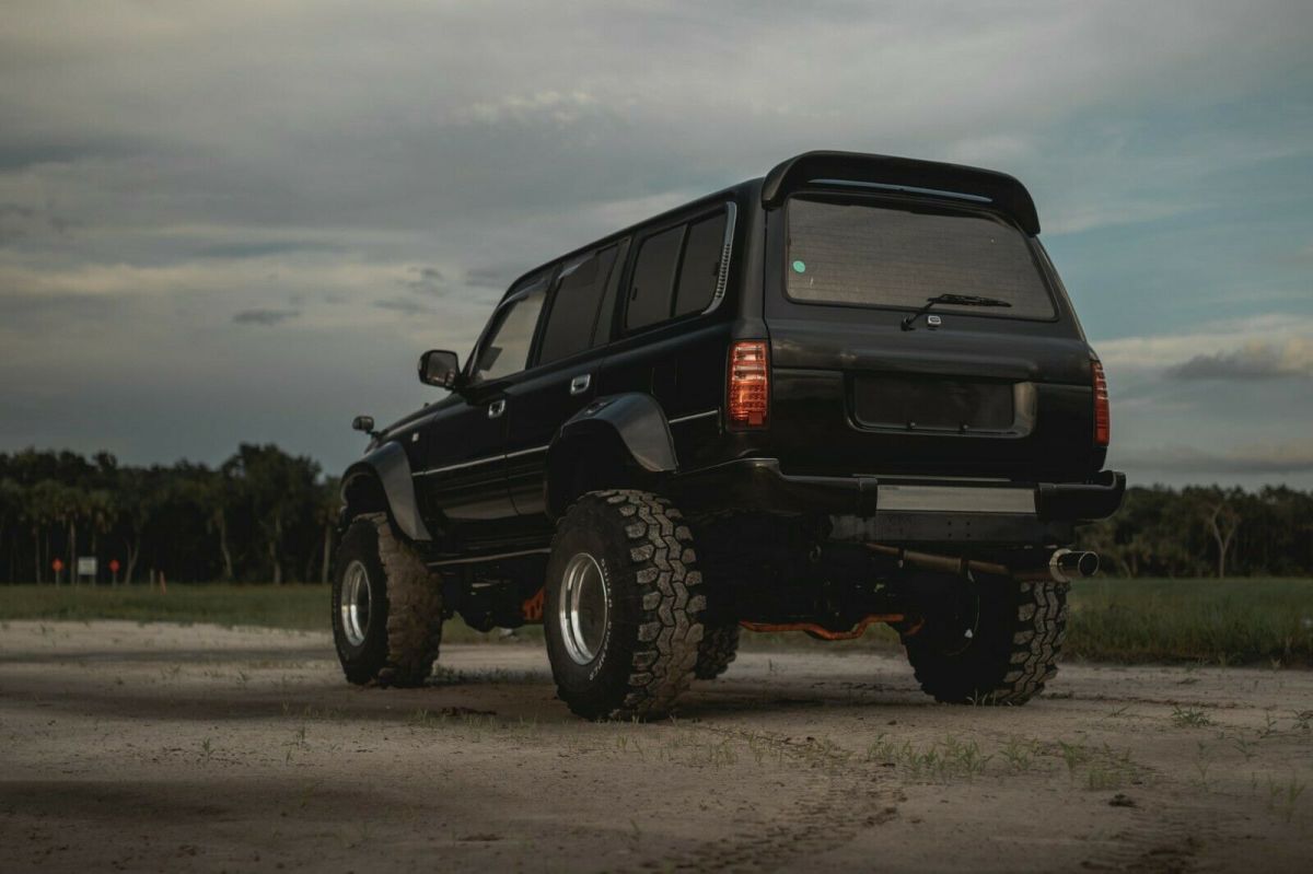 1992 Brown Toyota Land Cruiser SUV
