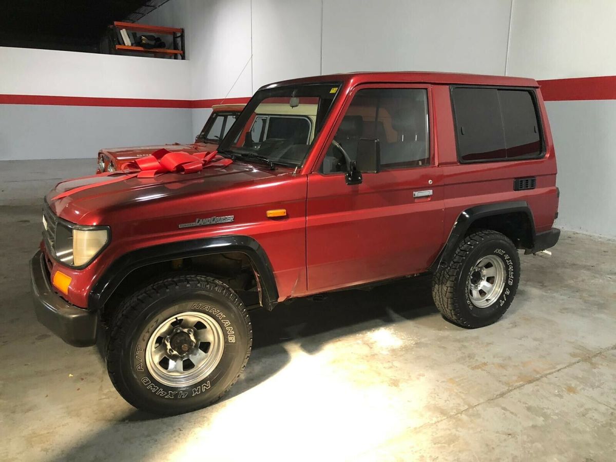1992 Burgundy Toyota Land Cruiser SUV
