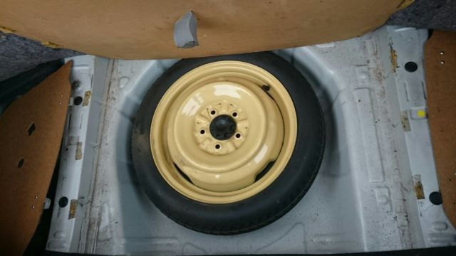 1992 White Toyota Other Sedan