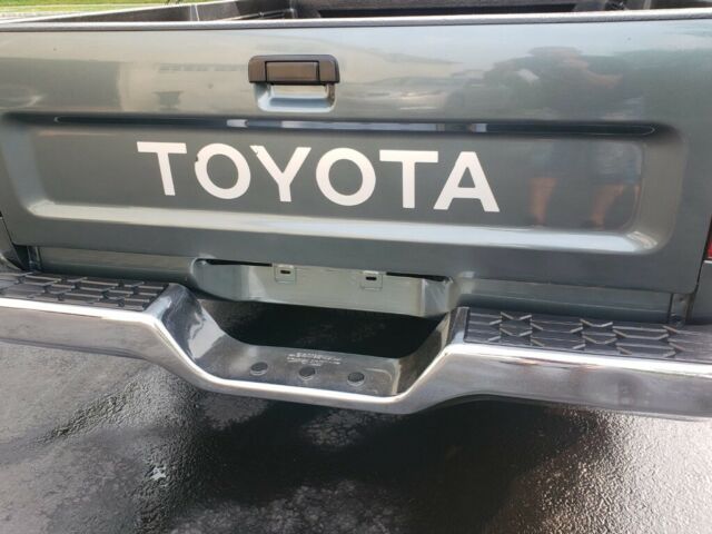 1992 Gray Toyota PICKUP DX 2dr Deluxe Extended Cab SB