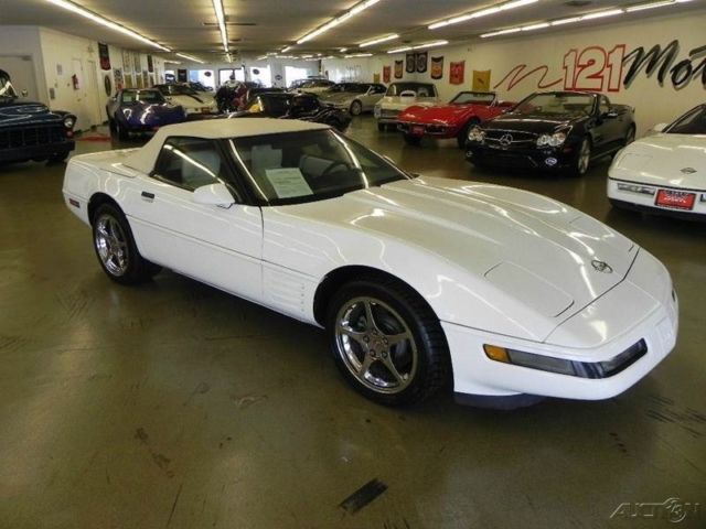 1992 White Chevrolet Corvette Convertible