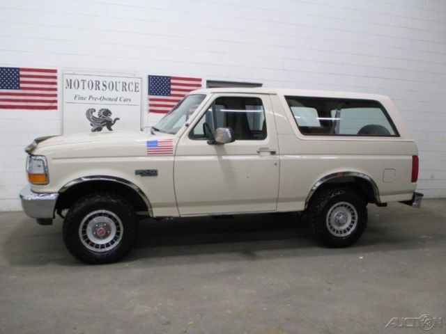 1992 Tan Ford Bronco SUV