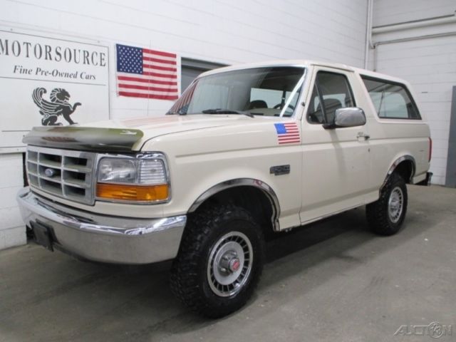1992 Tan Ford Bronco SUV