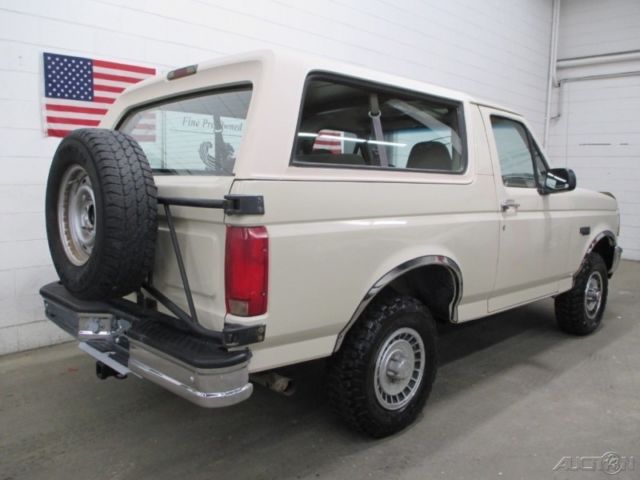 1992 Tan Ford Bronco SUV