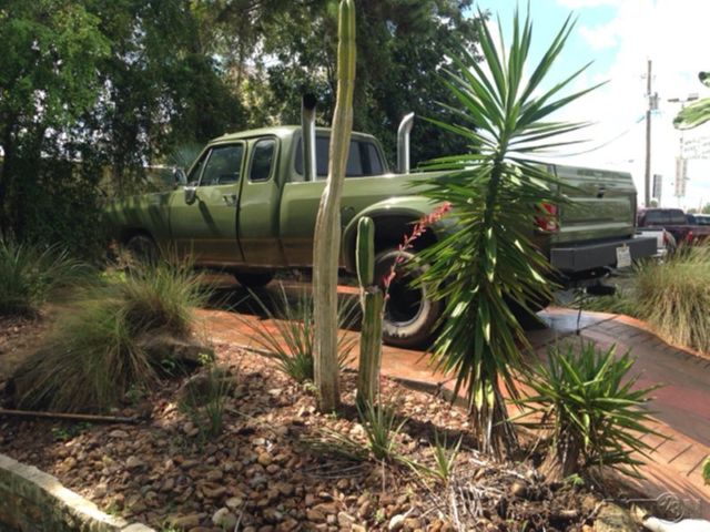 1992 Green Dodge Ram 2500 Pickup Truck