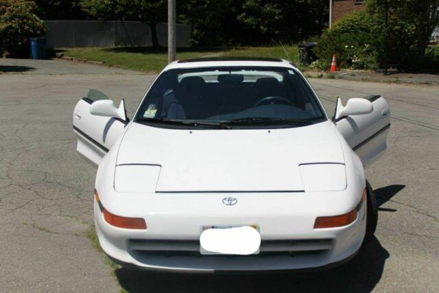 1992 White Toyota MR2 Coupe