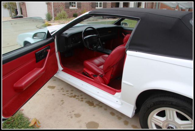 1992 White Chevrolet Camaro Convertible