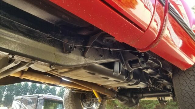 1992 Red Chevrolet Silverado 1500 Standard Cab Pickup