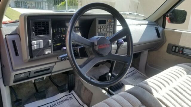 1992 Red Chevrolet Silverado 1500 Standard Cab Pickup