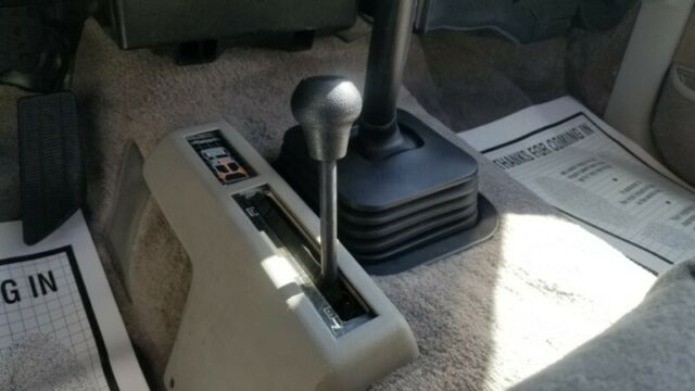 1992 Red Chevrolet Silverado 1500 Standard Cab Pickup