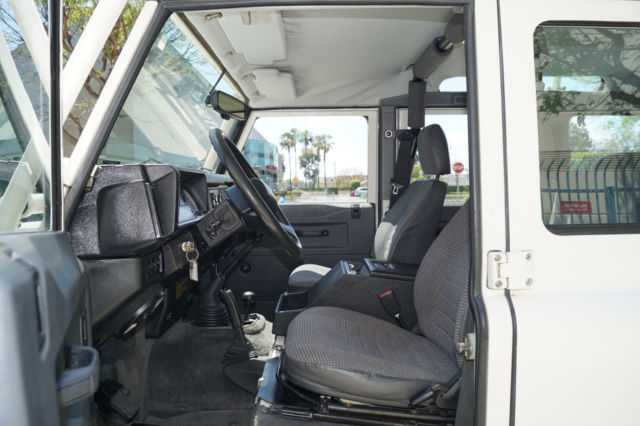 1993 White Land Rover Defender SUV