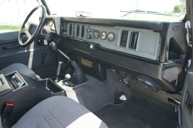 1993 White Land Rover Defender SUV