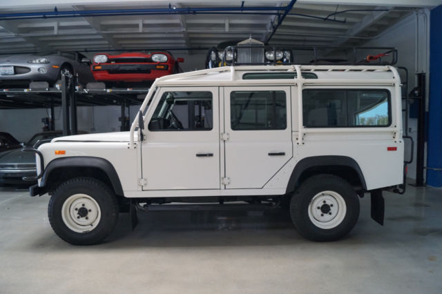 1993 White Land Rover Defender SUV