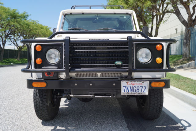 1993 White Land Rover Defender SUV