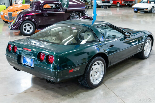 1993 Green Chevrolet Corvette Coupe