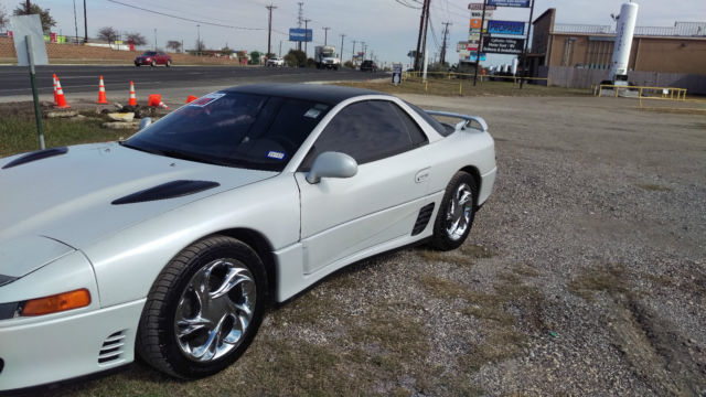 1993 white Mitsubishi 3000GT Hatchback