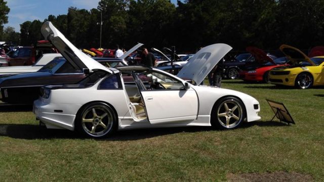 1993 White Nissan 300ZX Coupe
