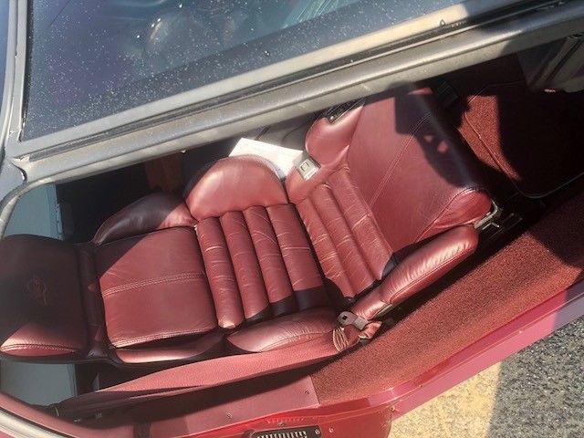 1993 40th naive. maroon Chevrolet Corvette Coupe
