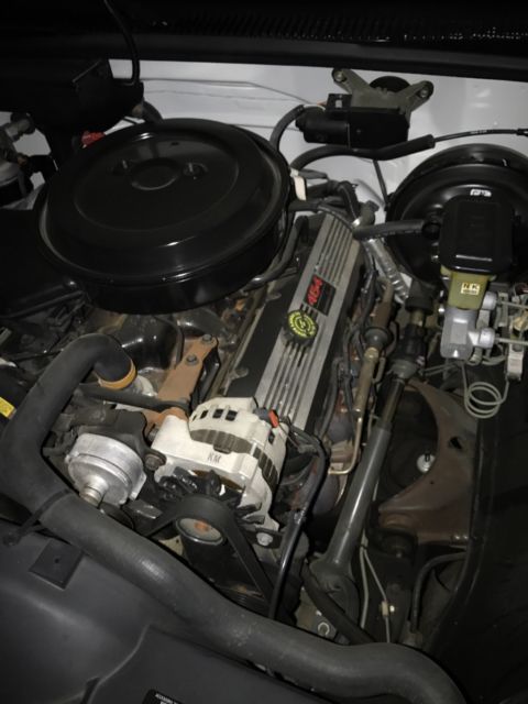 1993 White Chevrolet C/K Pickup 1500