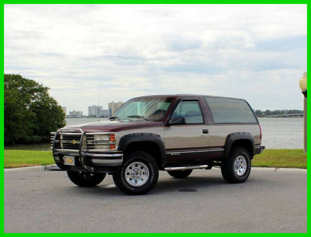 1993 Red Chevrolet Blazer SUV