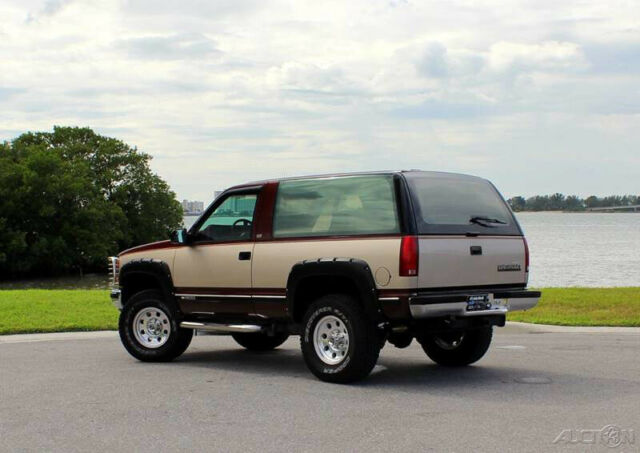 1993 Red Chevrolet Blazer SUV