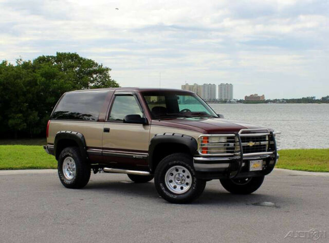 1993 Red Chevrolet Blazer SUV