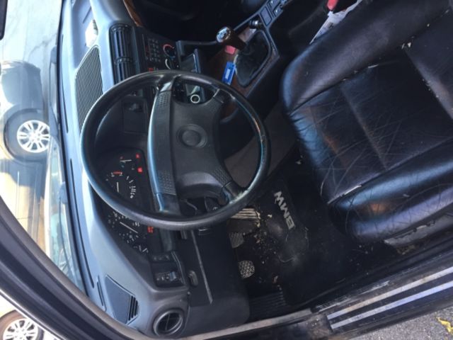 1993 Black BMW 5-Series Sedan