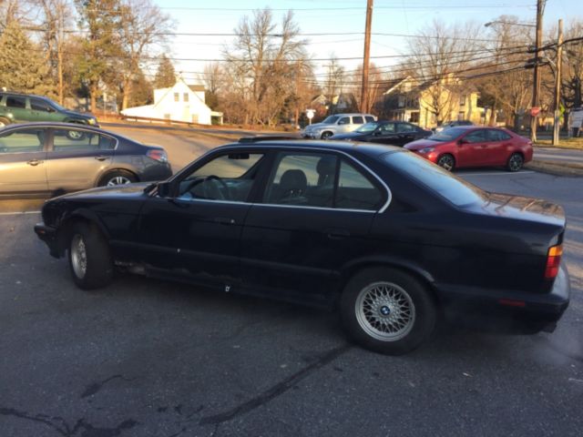 1993 Black BMW 5-Series Sedan