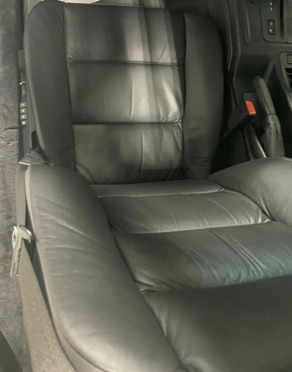 1993 Black BMW 8-Series Coupe